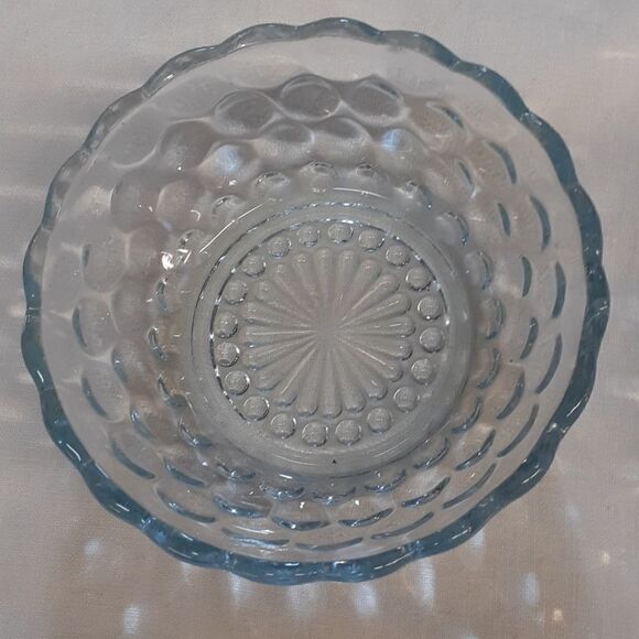 ANCHOR HOCKING BUBBLE SAPPHIRE BLUE - 6 pc set plates, saucer, bowls - Picture 4 of 11